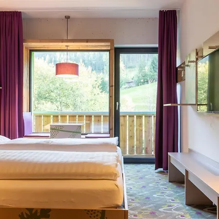 إكسبلورر نوشفانشتاين نيسيلفانج