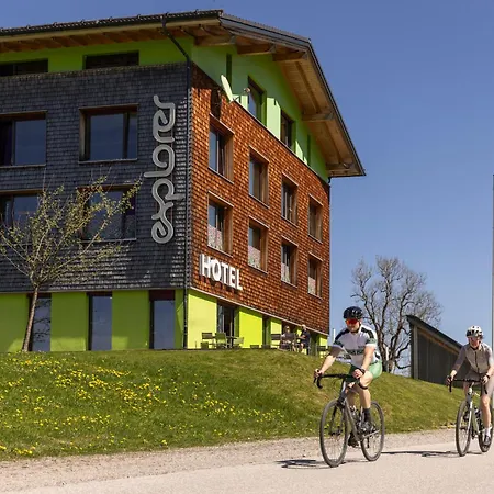 إكسبلورر نوشفانشتاين