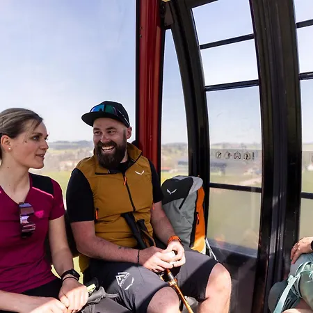 إكسبلورر نوشفانشتاين فندق 4*