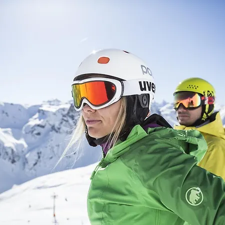 إكسبلورر نوشفانشتاين نيسيلفانج