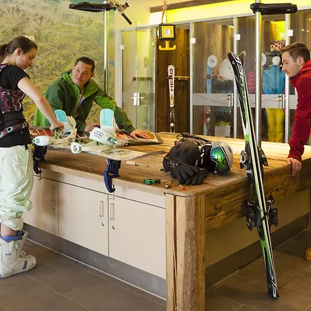 Explorer Neuschwanstein 4*