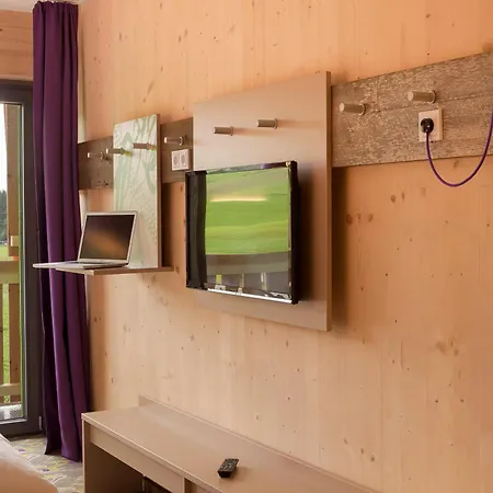 Explorer Neuschwanstein Otel Nesselwang