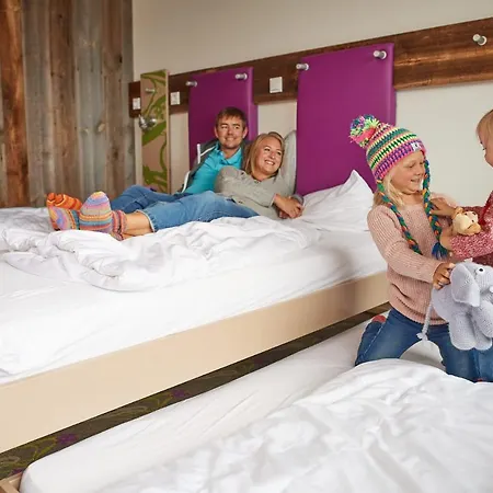 Otel Explorer Neuschwanstein