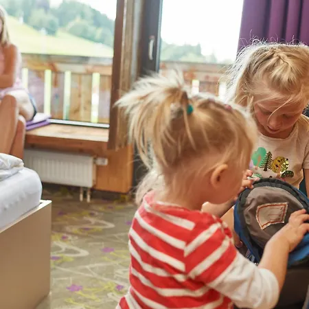 Explorer Neuschwanstein 4*